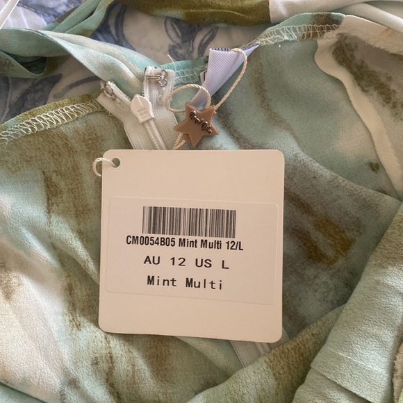 Hello Molly Romper - Picture 4 of 4